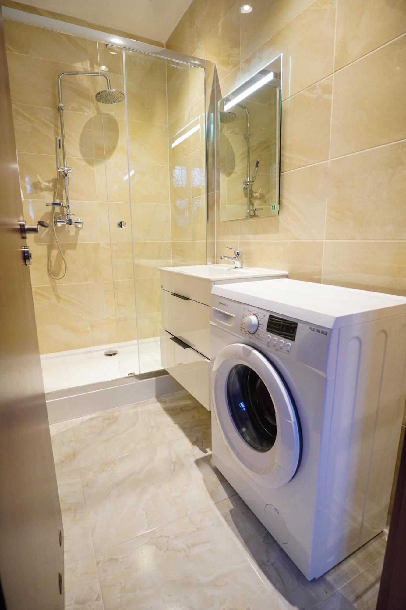 Apartment U Cerneho Orla Карловы Вары Экстерьер фото